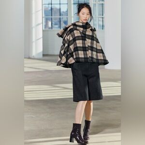 ZARA ZW Collection Wool Blend Plaid Cape/Jacket Size M Beige NEW